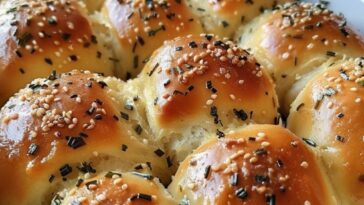 Cream Cheese and Chive Rolls