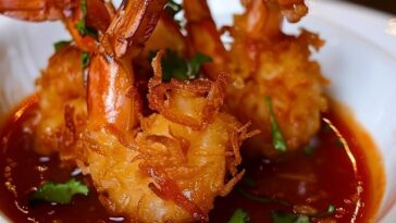 Crispy Coconut Shrimp with Sweet Chili Sauce