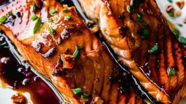 Honey Garlic Glazed Salmon