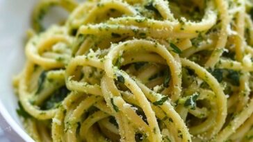 Creamy Spinach and Artichoke Pasta