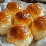 Fluffy Bread Rolls